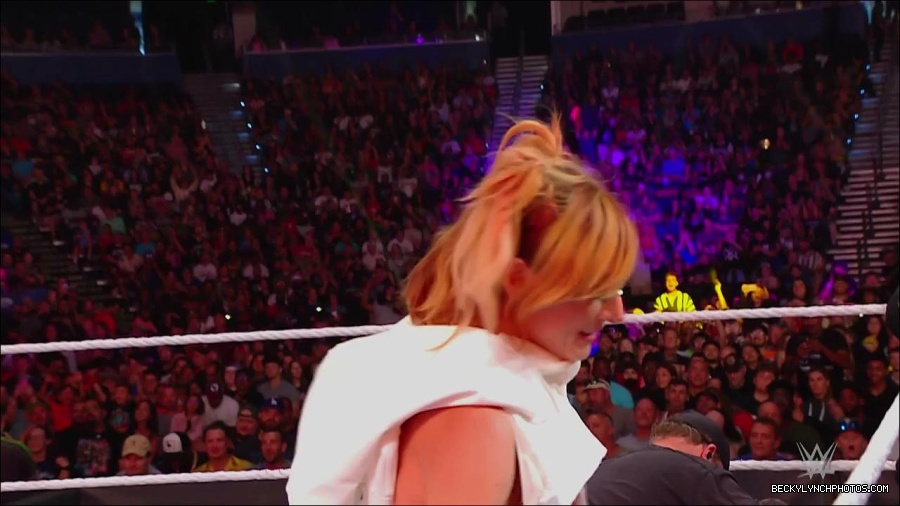 WWE_Monday_Night_RAW_2022_07_18_720p_HDTV_x264-Star_mkv_000613450.jpg