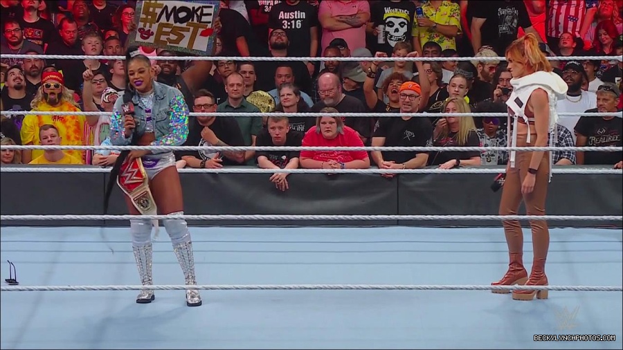 WWE_Monday_Night_RAW_2022_07_18_720p_HDTV_x264-Star_mkv_000727970.jpg