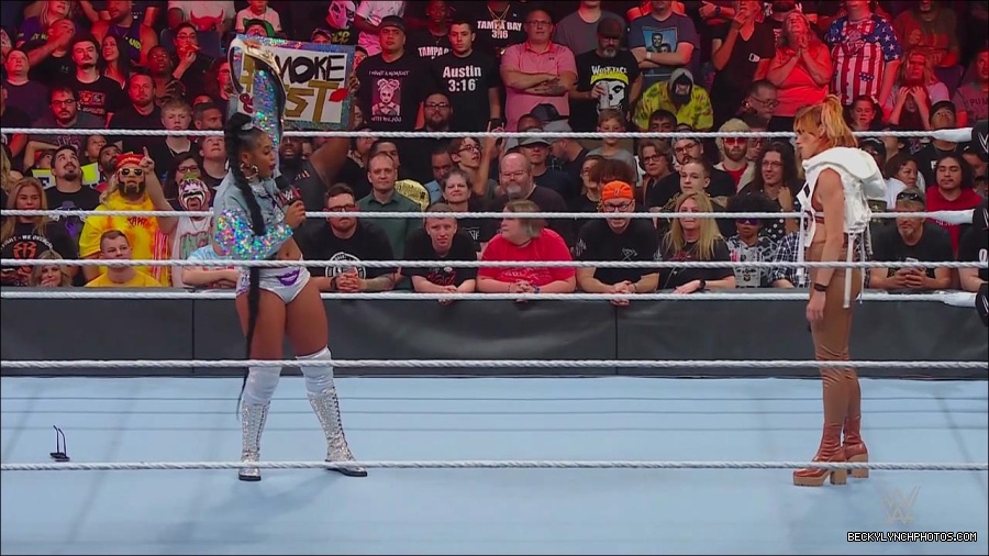 WWE_Monday_Night_RAW_2022_07_18_720p_HDTV_x264-Star_mkv_000741170.jpg
