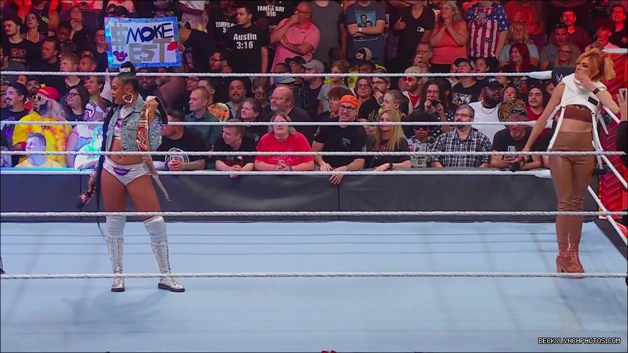 WWE_Monday_Night_RAW_2022_07_18_720p_HDTV_x264-Star_mkv_000758370.jpg