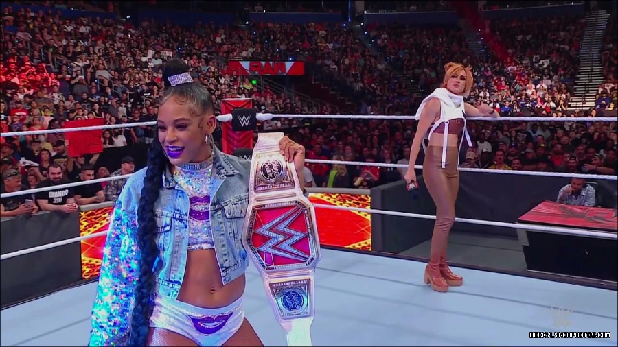 WWE_Monday_Night_RAW_2022_07_18_720p_HDTV_x264-Star_mkv_000758770.jpg