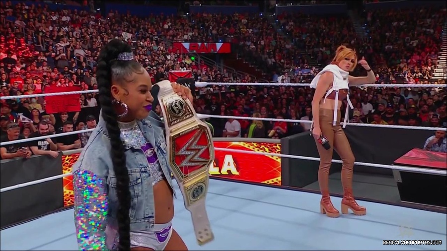WWE_Monday_Night_RAW_2022_07_18_720p_HDTV_x264-Star_mkv_000759570.jpg