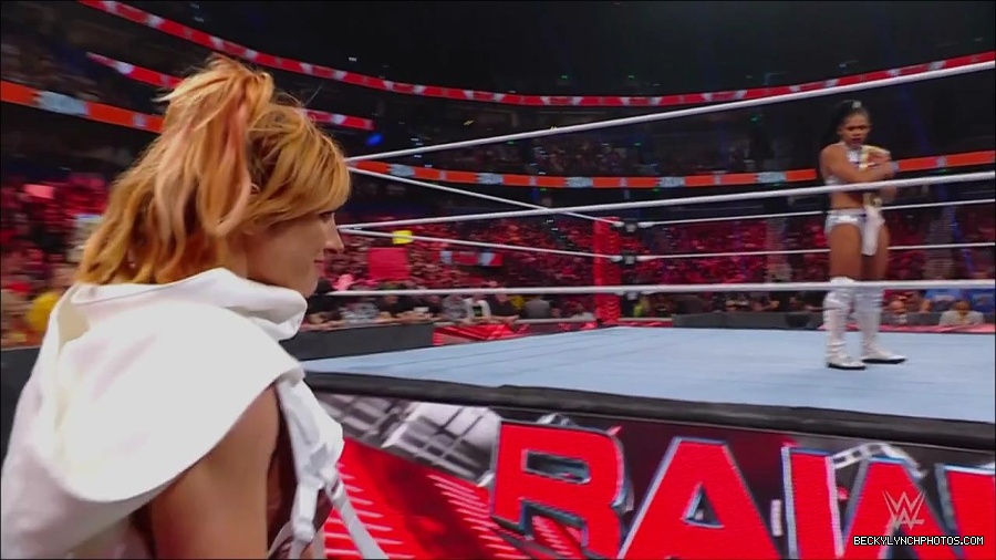 WWE_Monday_Night_RAW_2022_07_18_720p_HDTV_x264-Star_mkv_001406410.jpg