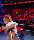 WWE_Monday_Night_RAW_2022_07_18_720p_HDTV_x264-Star_mkv_000570250.jpg