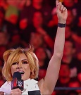 WWE_Monday_Night_RAW_2022_07_18_720p_HDTV_x264-Star_mkv_000608650.jpg