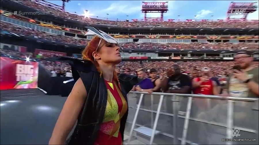 WWE_SummerSlam_2022_720p_WEB_h264-HEEL_mp4_000291287.jpg