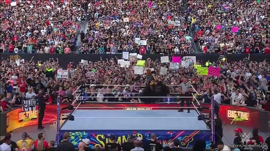 WWE_SummerSlam_2022_720p_WEB_h264-HEEL_mp4_000365687.jpg