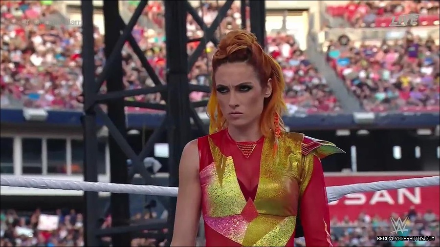 WWE_SummerSlam_2022_720p_WEB_h264-HEEL_mp4_000463287.jpg