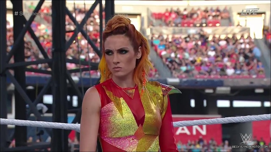 WWE_SummerSlam_2022_720p_WEB_h264-HEEL_mp4_000464887.jpg