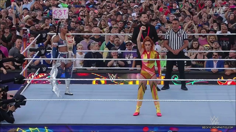 WWE_SummerSlam_2022_720p_WEB_h264-HEEL_mp4_000482087.jpg