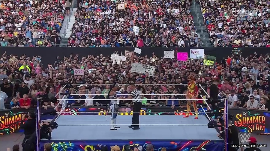 WWE_SummerSlam_2022_720p_WEB_h264-HEEL_mp4_000506087.jpg