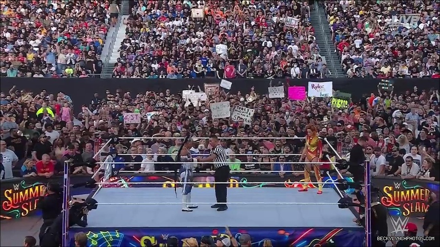 WWE_SummerSlam_2022_720p_WEB_h264-HEEL_mp4_000506487.jpg