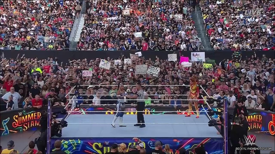 WWE_SummerSlam_2022_720p_WEB_h264-HEEL_mp4_000508087.jpg
