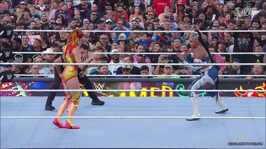 WWE_SummerSlam_2022_720p_WEB_h264-HEEL_mp4_000543687.jpg