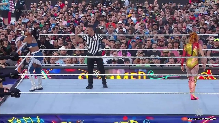 WWE_SummerSlam_2022_720p_WEB_h264-HEEL_mp4_000553454.jpg
