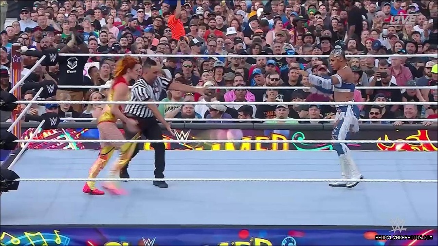 WWE_SummerSlam_2022_720p_WEB_h264-HEEL_mp4_000576254.jpg