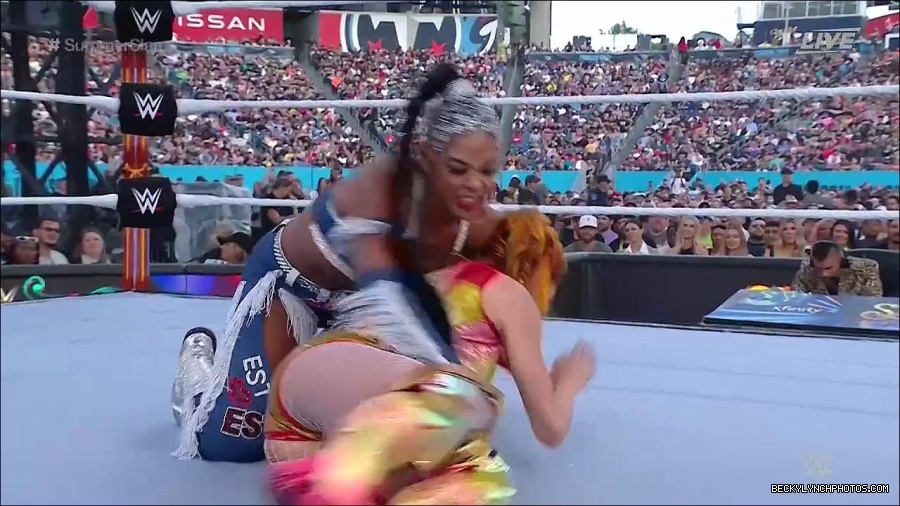 WWE_SummerSlam_2022_720p_WEB_h264-HEEL_mp4_000581854.jpg