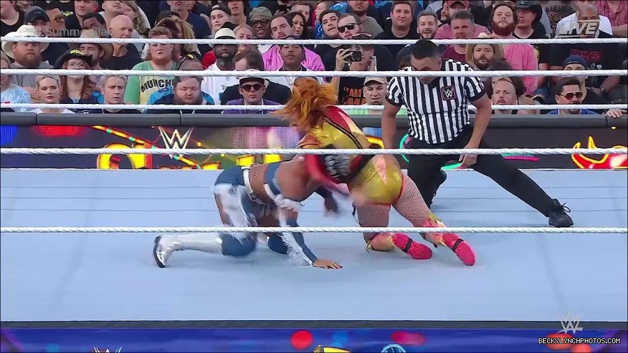 WWE_SummerSlam_2022_720p_WEB_h264-HEEL_mp4_000590254.jpg