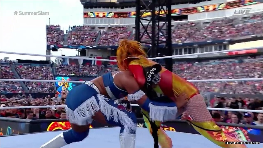 WWE_SummerSlam_2022_720p_WEB_h264-HEEL_mp4_000597854.jpg