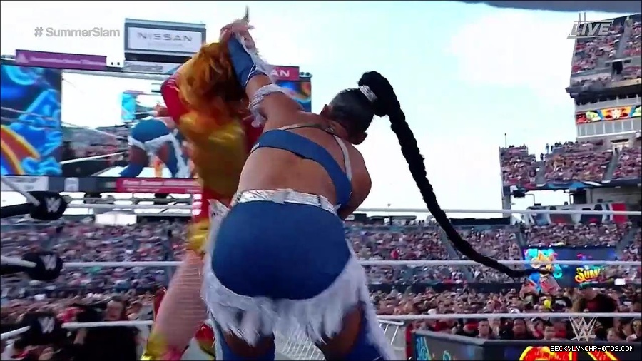 WWE_SummerSlam_2022_720p_WEB_h264-HEEL_mp4_000639454.jpg