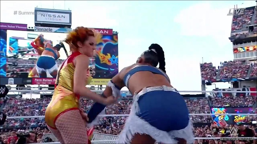 WWE_SummerSlam_2022_720p_WEB_h264-HEEL_mp4_000639854.jpg