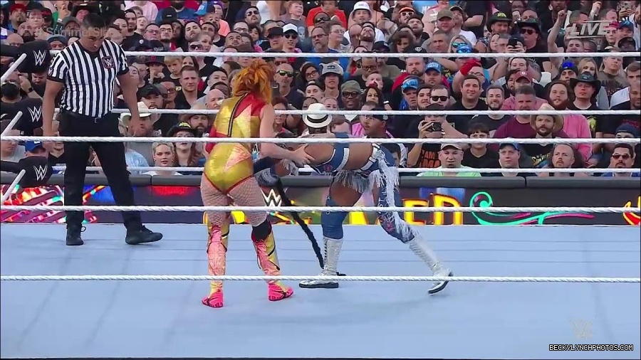 WWE_SummerSlam_2022_720p_WEB_h264-HEEL_mp4_000655454.jpg