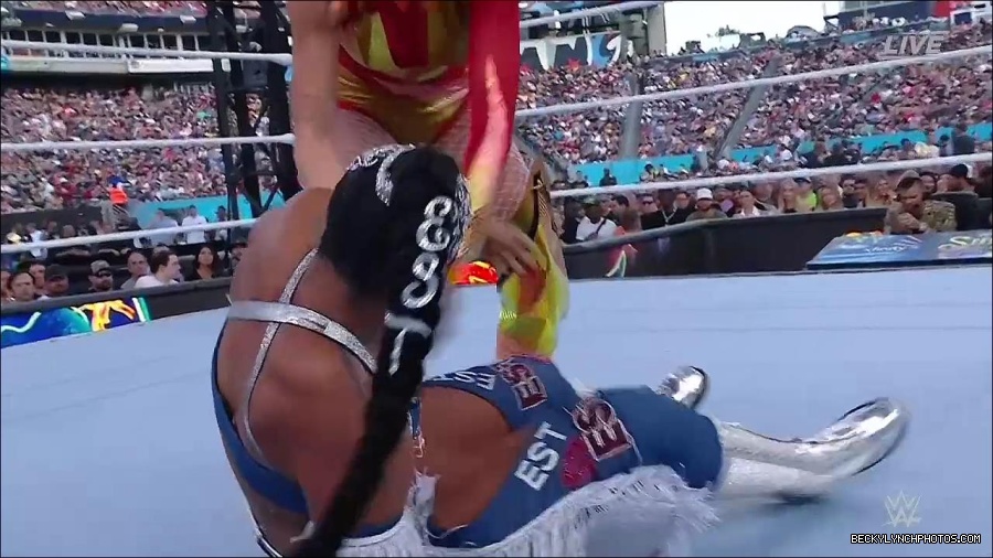 WWE_SummerSlam_2022_720p_WEB_h264-HEEL_mp4_000666254.jpg