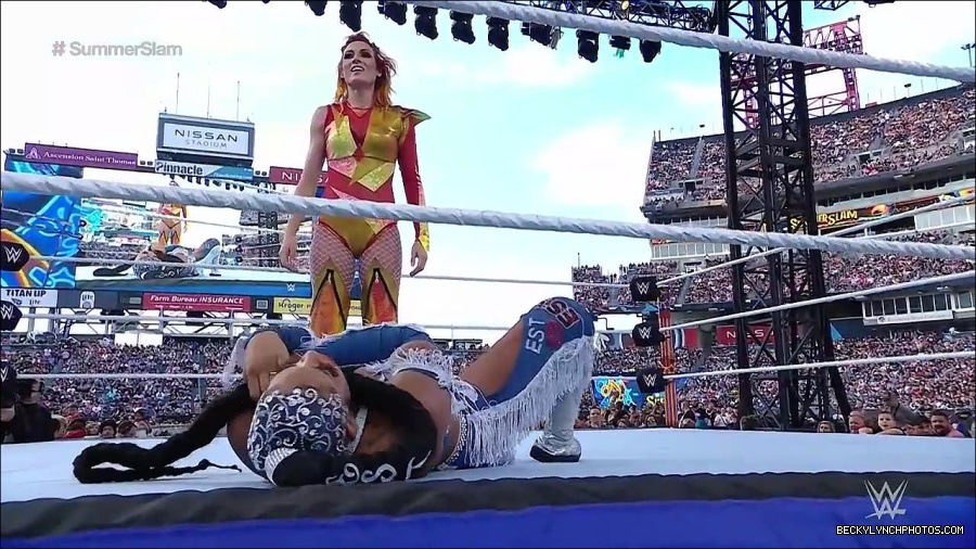 WWE_SummerSlam_2022_720p_WEB_h264-HEEL_mp4_000679454.jpg