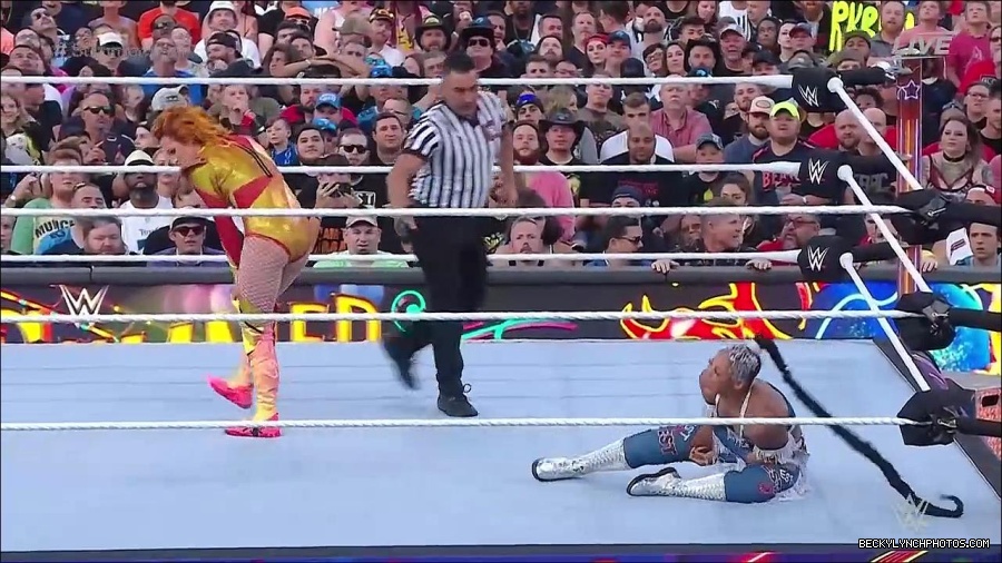WWE_SummerSlam_2022_720p_WEB_h264-HEEL_mp4_000693054.jpg