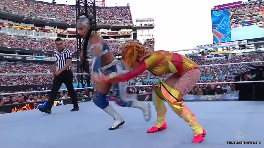 WWE_SummerSlam_2022_720p_WEB_h264-HEEL_mp4_000712654.jpg
