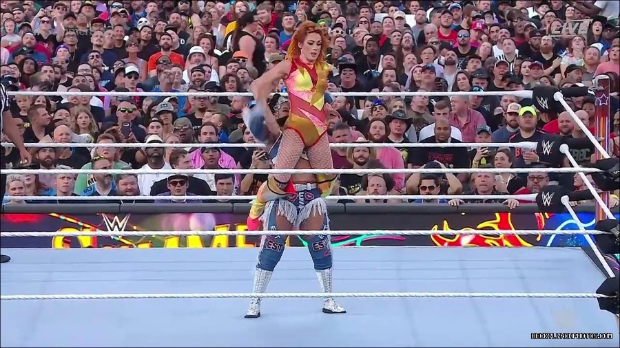 WWE_SummerSlam_2022_720p_WEB_h264-HEEL_mp4_000723454.jpg
