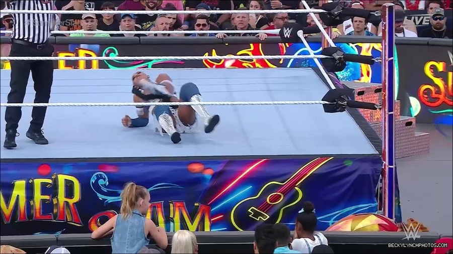 WWE_SummerSlam_2022_720p_WEB_h264-HEEL_mp4_000738254.jpg