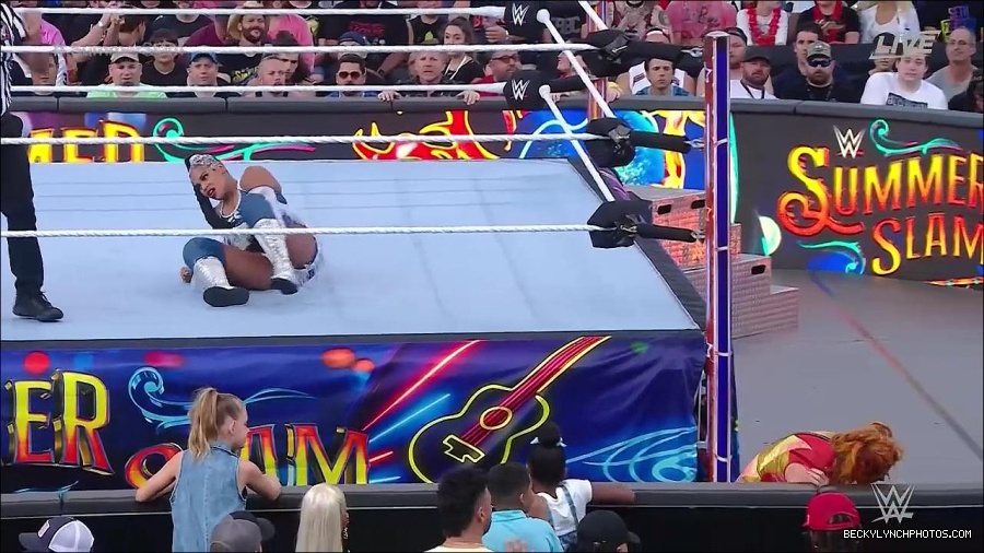 WWE_SummerSlam_2022_720p_WEB_h264-HEEL_mp4_000739054.jpg