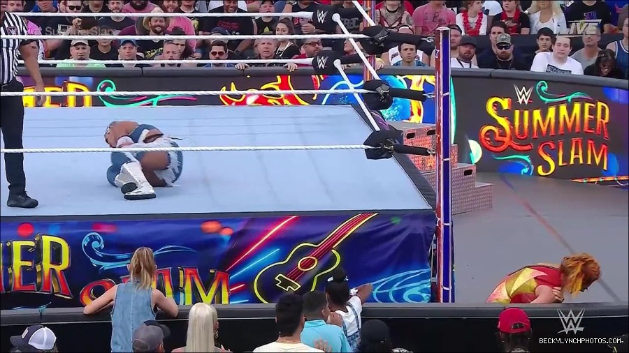 WWE_SummerSlam_2022_720p_WEB_h264-HEEL_mp4_000739454.jpg
