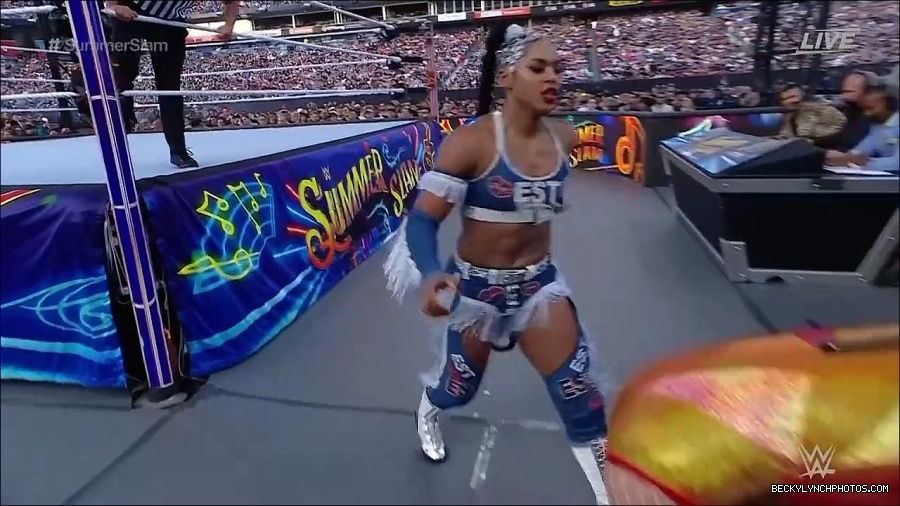 WWE_SummerSlam_2022_720p_WEB_h264-HEEL_mp4_000745454.jpg