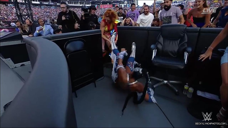 WWE_SummerSlam_2022_720p_WEB_h264-HEEL_mp4_000765054.jpg