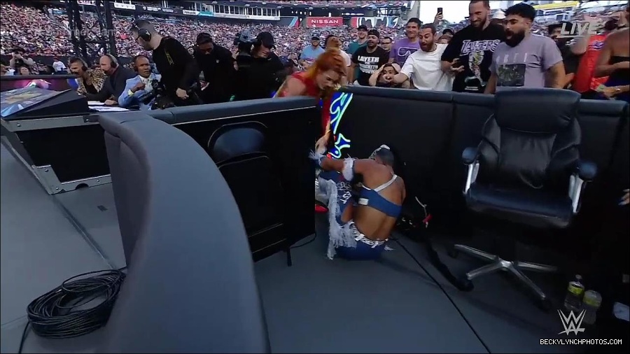 WWE_SummerSlam_2022_720p_WEB_h264-HEEL_mp4_000765854.jpg