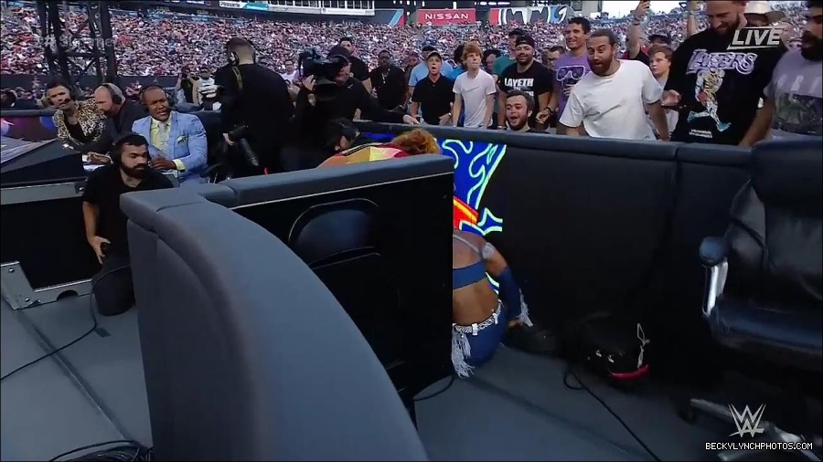 WWE_SummerSlam_2022_720p_WEB_h264-HEEL_mp4_000767454.jpg