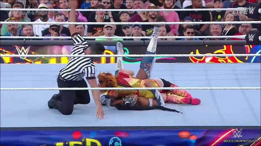 WWE_SummerSlam_2022_720p_WEB_h264-HEEL_mp4_000774254.jpg