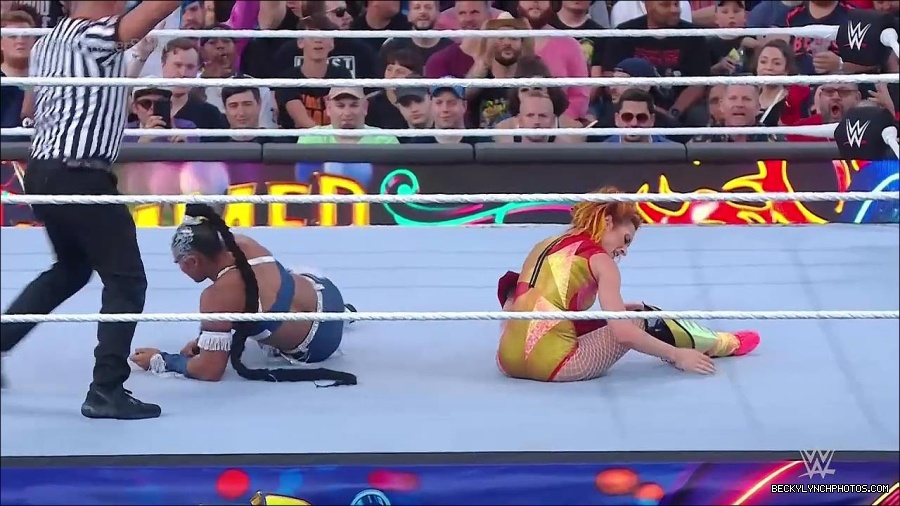 WWE_SummerSlam_2022_720p_WEB_h264-HEEL_mp4_000776654.jpg