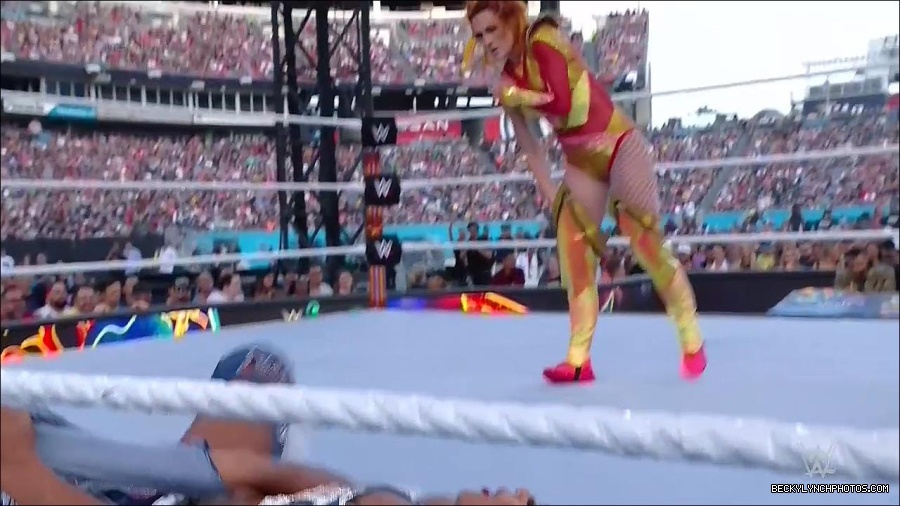 WWE_SummerSlam_2022_720p_WEB_h264-HEEL_mp4_000791454.jpg