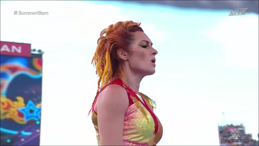 WWE_SummerSlam_2022_720p_WEB_h264-HEEL_mp4_000812254.jpg