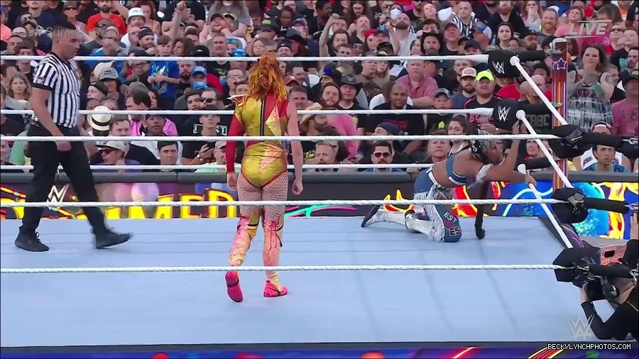 WWE_SummerSlam_2022_720p_WEB_h264-HEEL_mp4_000813054.jpg