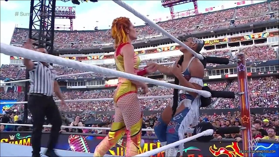 WWE_SummerSlam_2022_720p_WEB_h264-HEEL_mp4_000819054.jpg
