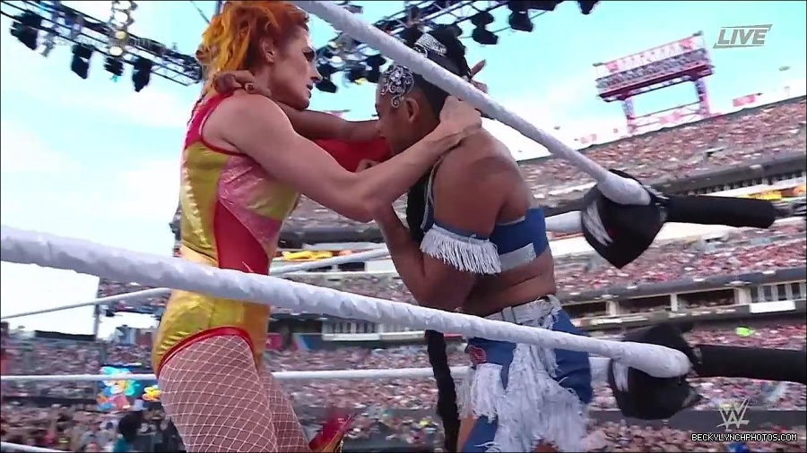WWE_SummerSlam_2022_720p_WEB_h264-HEEL_mp4_000820854.jpg