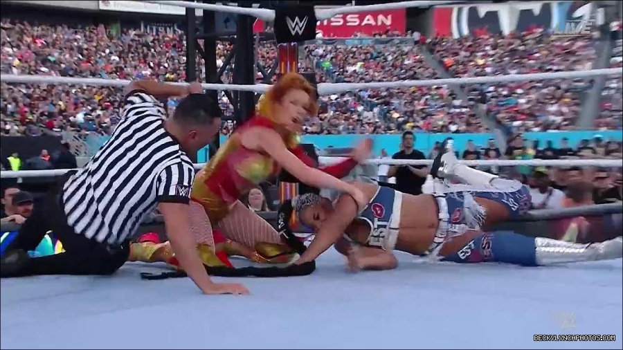 WWE_SummerSlam_2022_720p_WEB_h264-HEEL_mp4_000855654.jpg