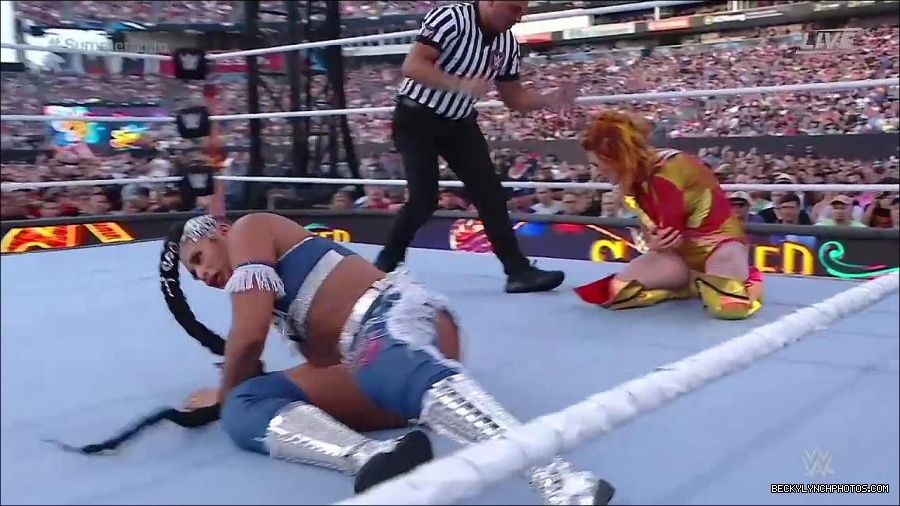 WWE_SummerSlam_2022_720p_WEB_h264-HEEL_mp4_000857254.jpg