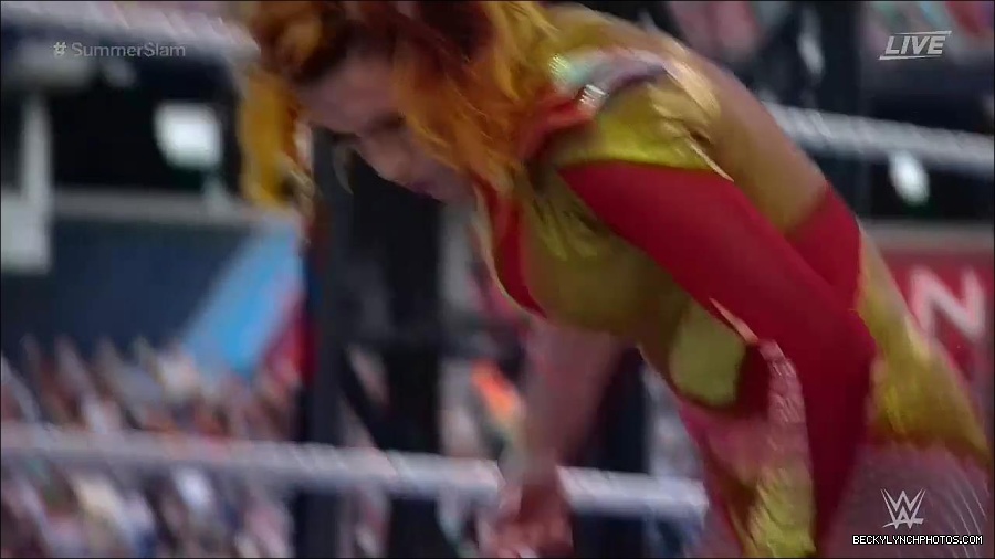 WWE_SummerSlam_2022_720p_WEB_h264-HEEL_mp4_000866454.jpg