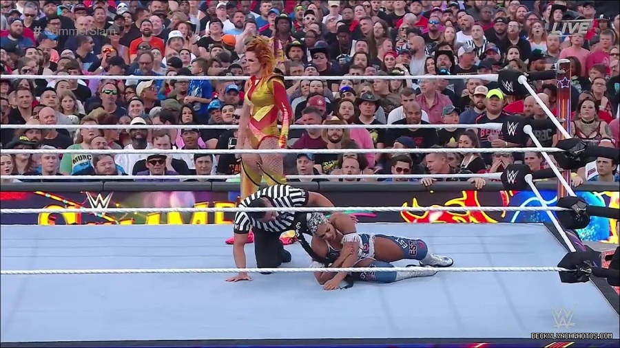 WWE_SummerSlam_2022_720p_WEB_h264-HEEL_mp4_000869654.jpg