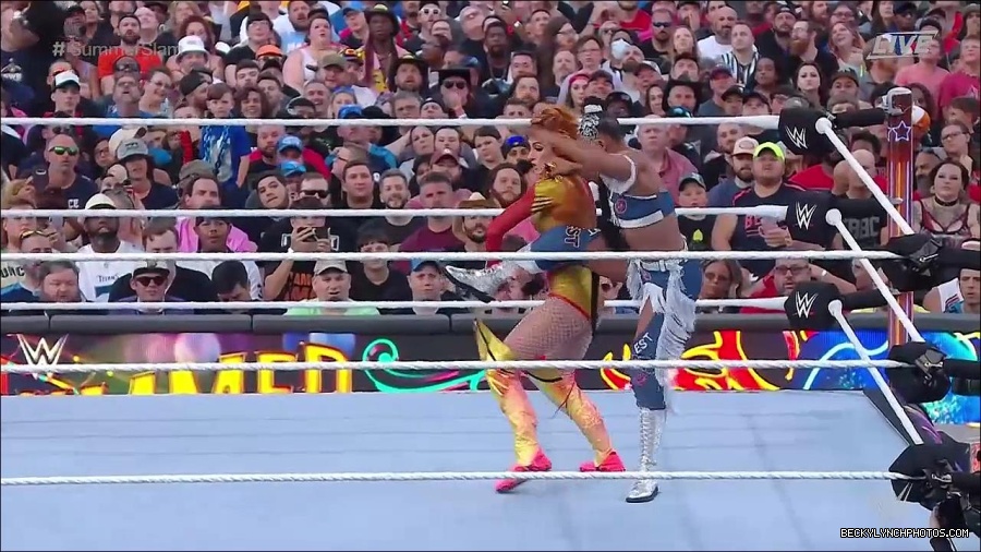 WWE_SummerSlam_2022_720p_WEB_h264-HEEL_mp4_000909654.jpg